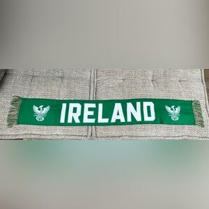 NWOT IRELAND Scarf Teeling Whiskey St Patrick’s Day Irish Green
